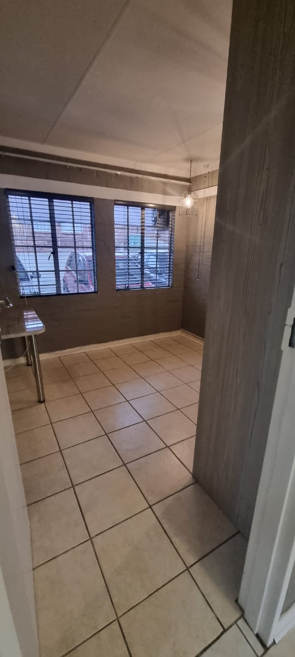 To Let 2 Bedroom Property for Rent in Pentagon Park Free State